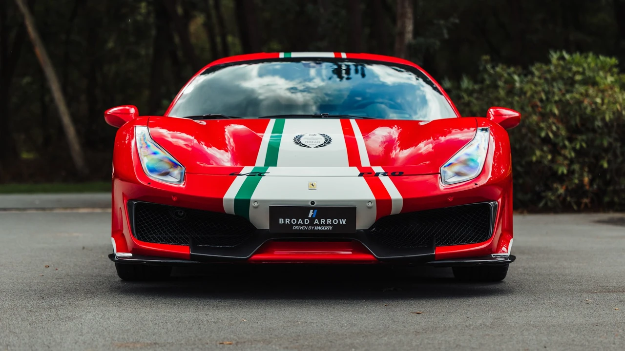 2020 Ferrari 488 Pista - Image 9 of 31
