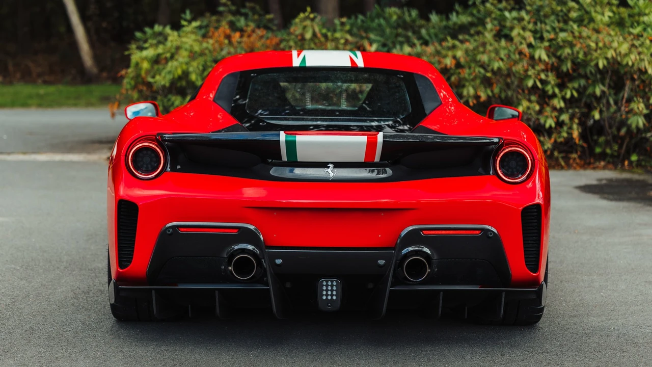 2020 Ferrari 488 Pista - Image 4 of 31