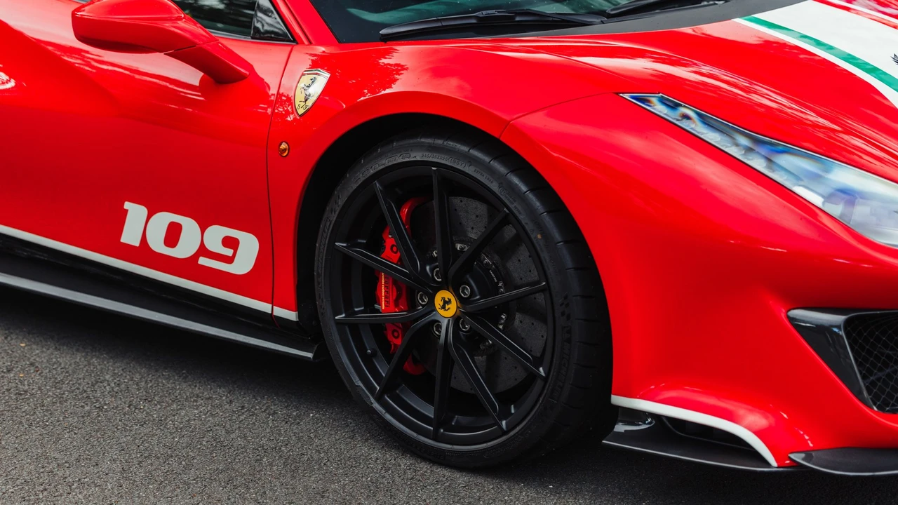 2020 Ferrari 488 Pista - Image 8 of 31