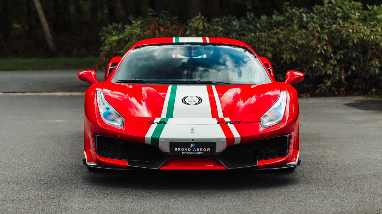 2020 Ferrari 488 Pista - Image 2 of 31