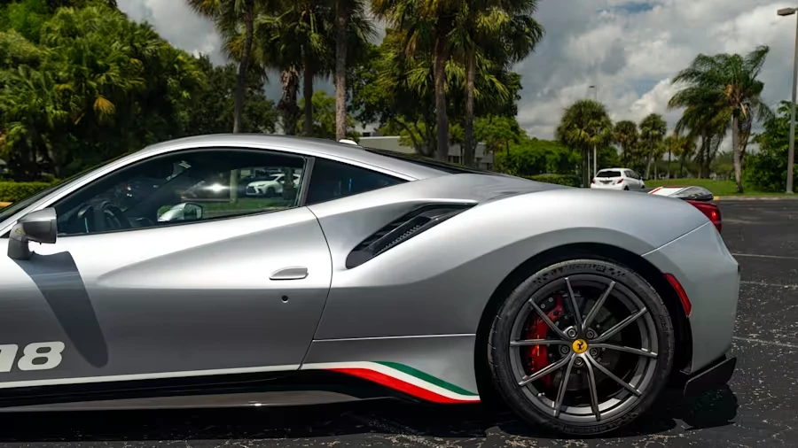 2020 Ferrari 488 Pista - Image 18 of 31