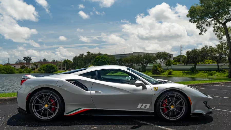2020 Ferrari 488 Pista - Image 7 of 31