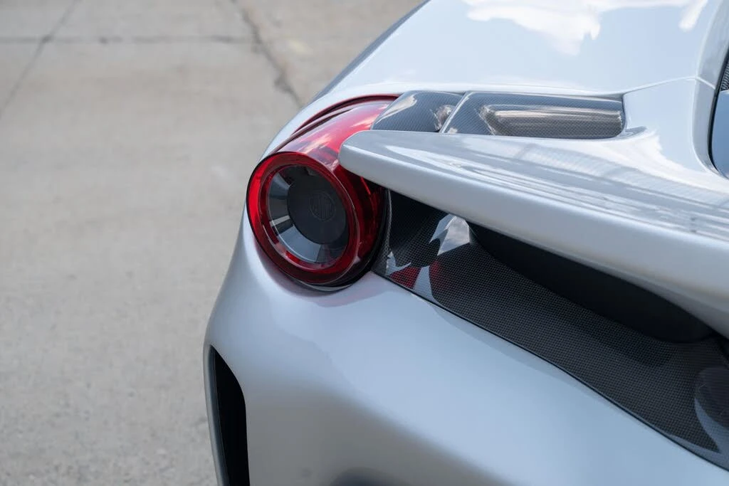 2020 Ferrari 488 Pista Spider - Image 24 of 31