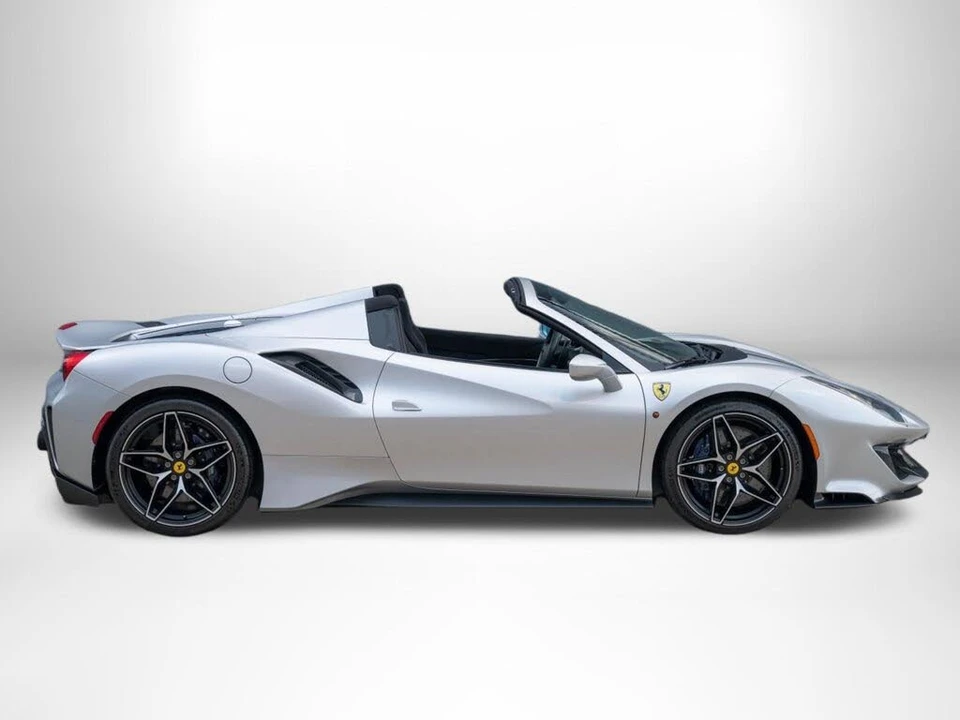 2020 Ferrari 488 Pista Spider - Image 7 of 31