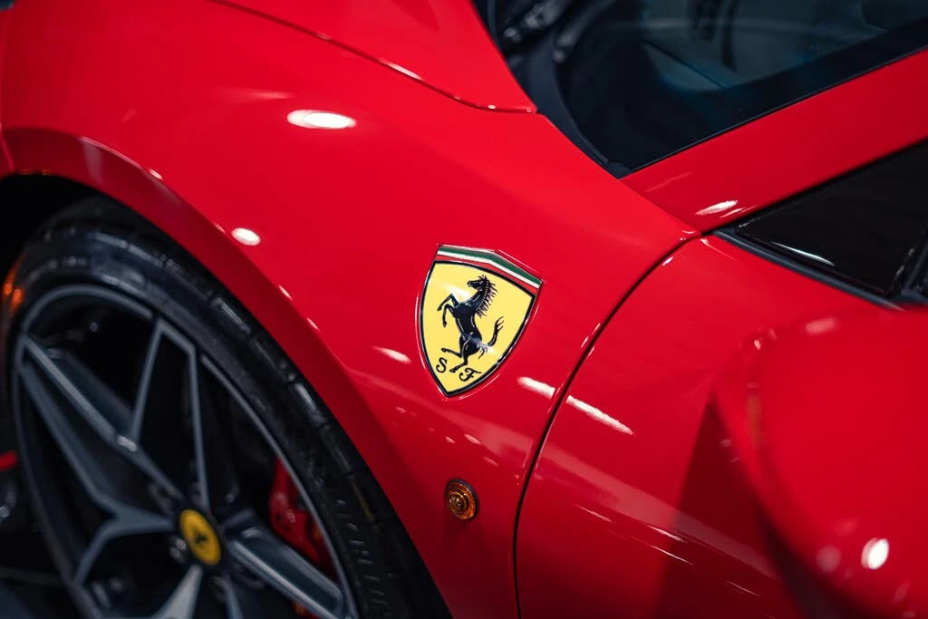 2020 Ferrari 488 Pista Spider - Image 25 of 31
