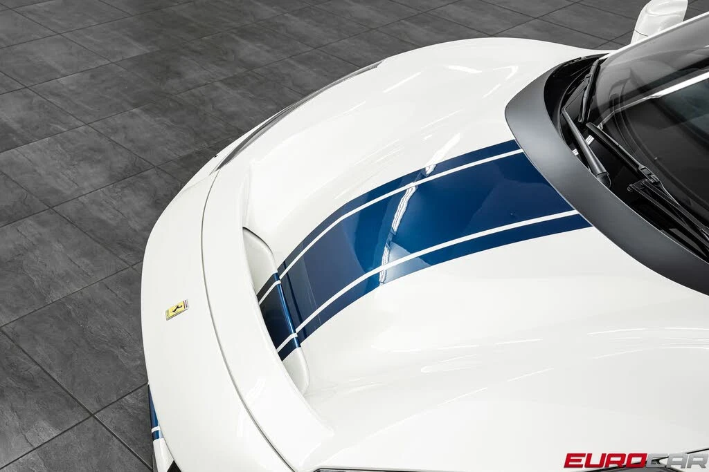 2020 Ferrari 488 Pista Spider - Image 11 of 31