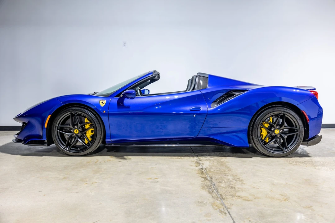 2020 Ferrari 488 Pista Spider - Image 5 of 31