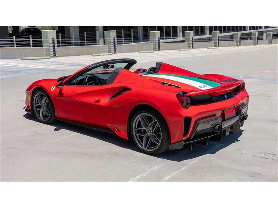 2020 Ferrari 488 Pista Spider - Image 26 of 31