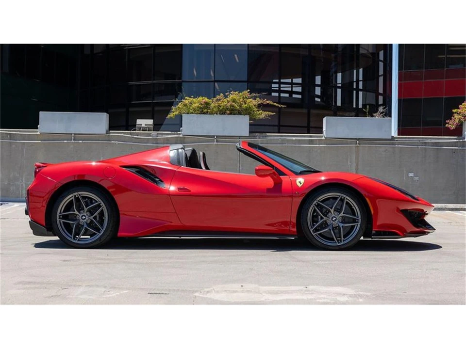 2020 Ferrari 488 Pista Spider - Image 24 of 31