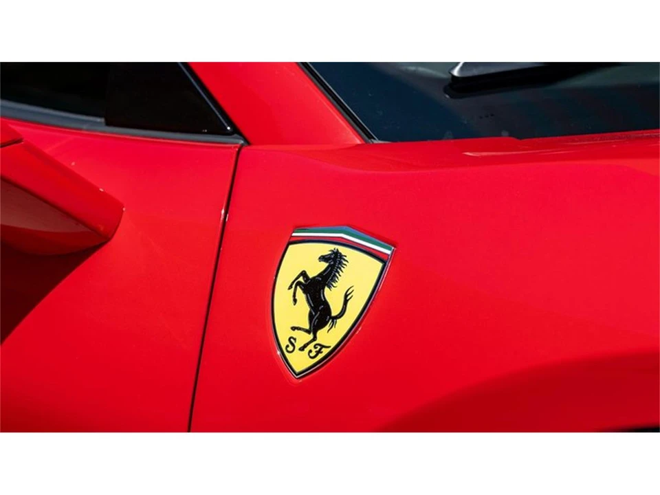 2020 Ferrari 488 Pista Spider - Image 5 of 31
