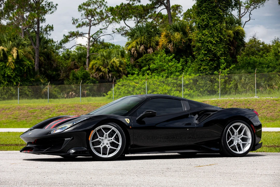2020 Ferrari 488 Pista Spider - Image 5 of 31