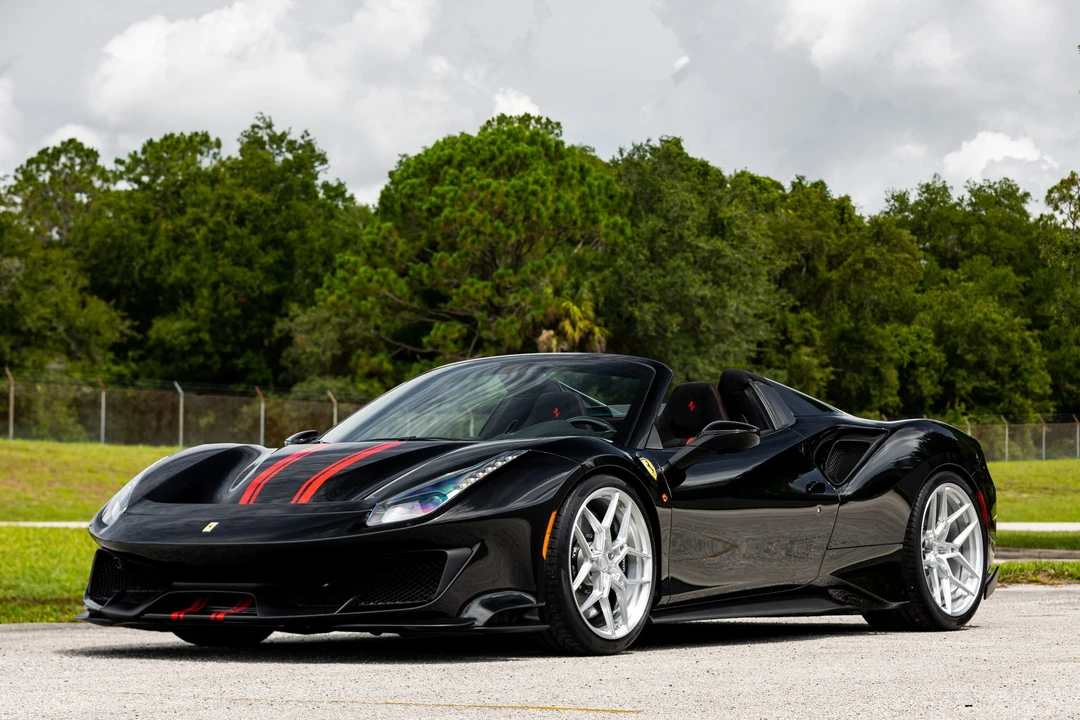 2020 Ferrari 488 Pista Spider - Image 9 of 31