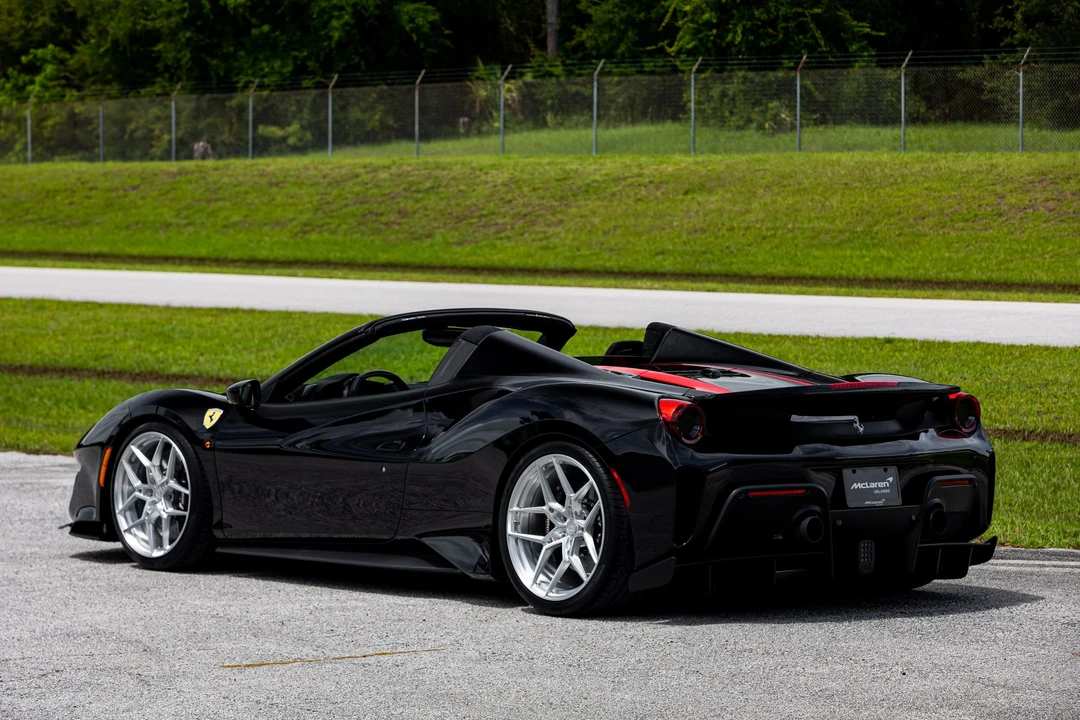 2020 Ferrari 488 Pista Spider - Image 17 of 31