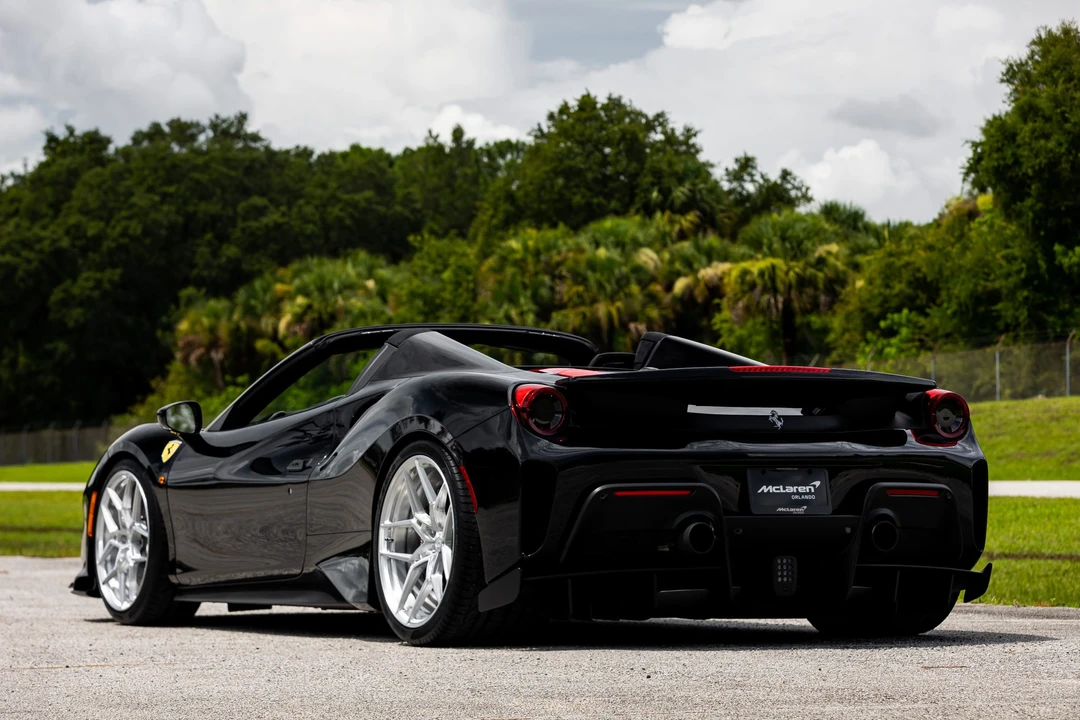 2020 Ferrari 488 Pista Spider - Image 22 of 31