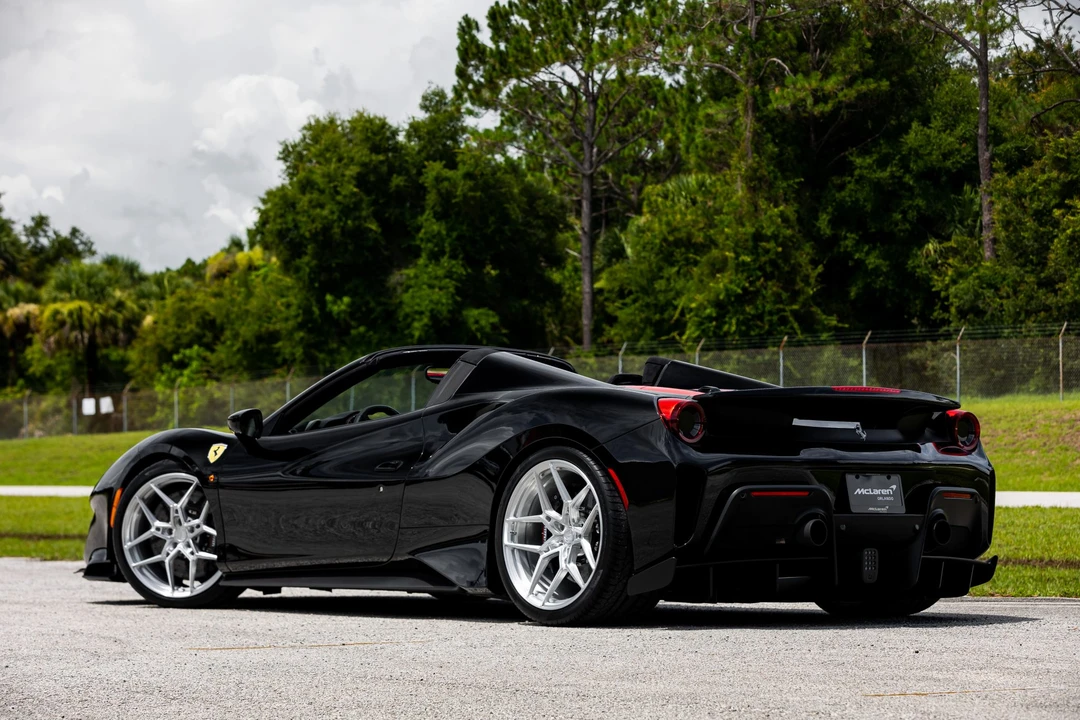 2020 Ferrari 488 Pista Spider - Image 18 of 31