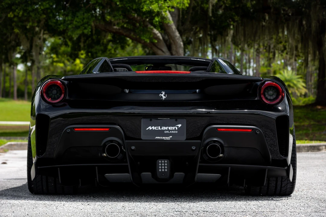 2020 Ferrari 488 Pista Spider - Image 24 of 31