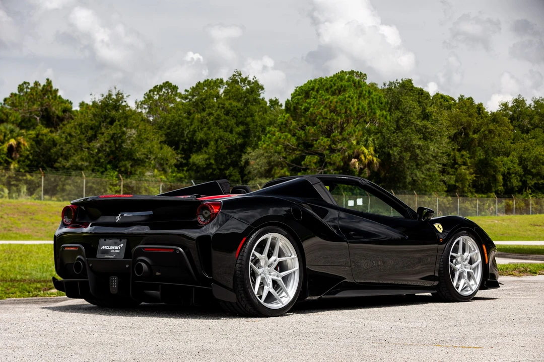 2020 Ferrari 488 Pista Spider - Image 25 of 31