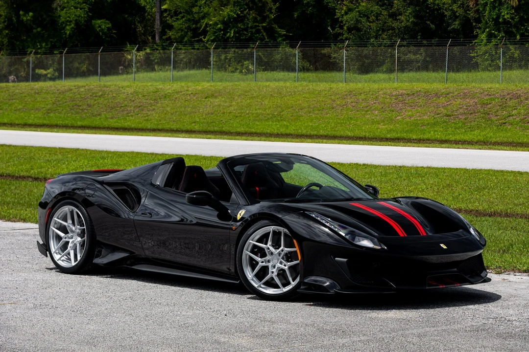 2020 Ferrari 488 Pista Spider - Image 30 of 31