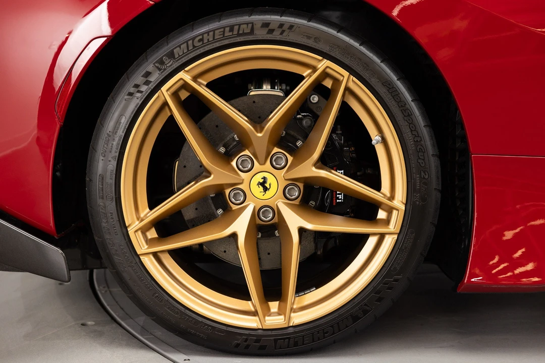 2020 Ferrari 488 Pista Spider - Image 24 of 31