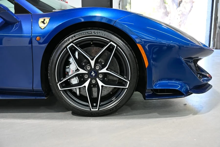 2020 Ferrari 488 Pista Spider - Image 27 of 31