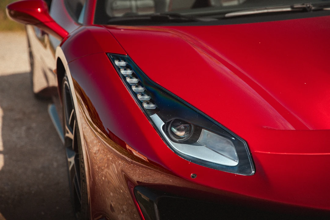 2020 Ferrari 488 Pista Spider - Image 22 of 31