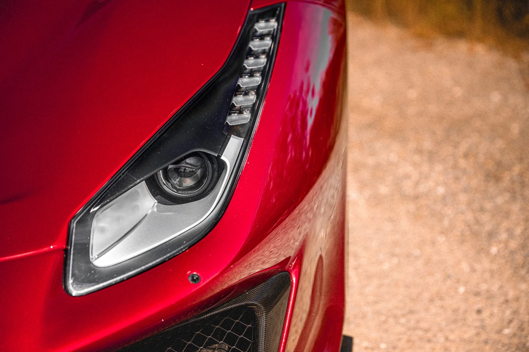 2020 Ferrari 488 Pista Spider - Image 27 of 31