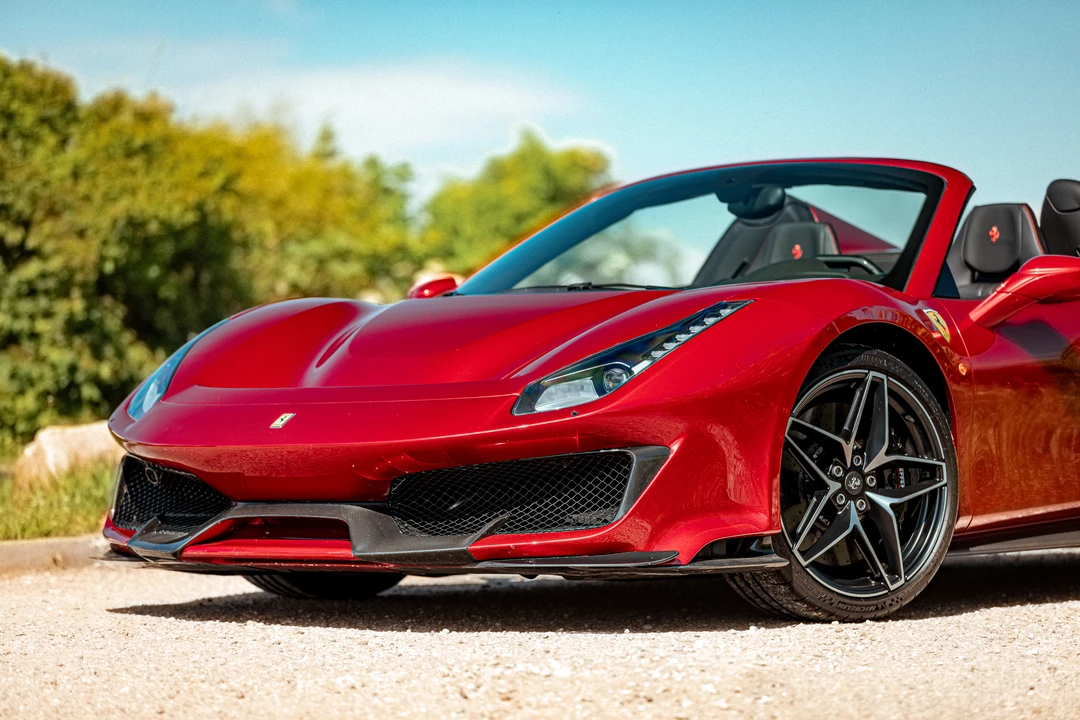 2020 Ferrari 488 Pista Spider - Image 18 of 31