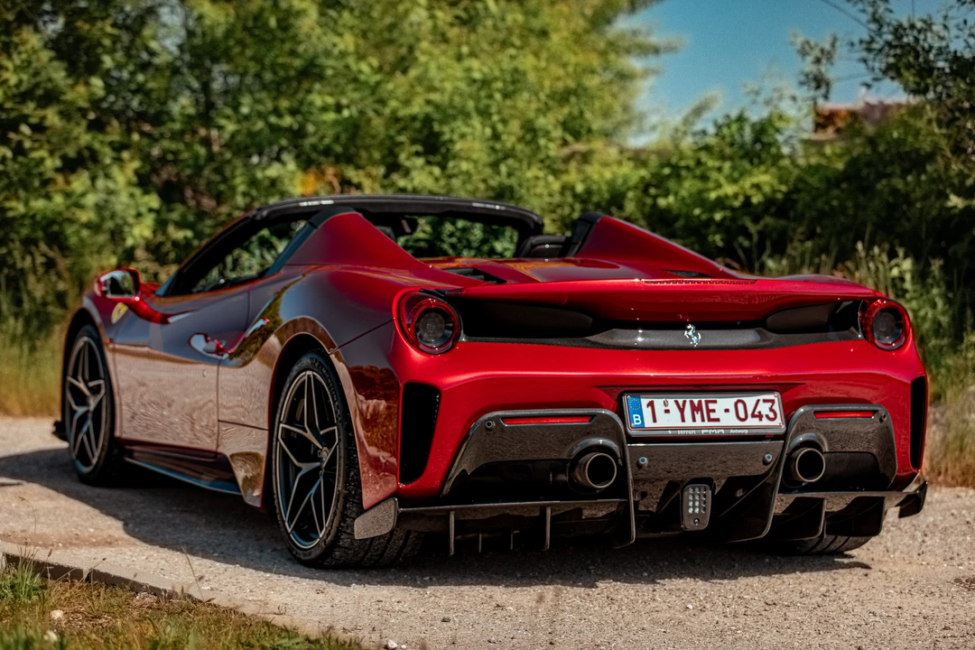 2020 Ferrari 488 Pista Spider - Image 4 of 31