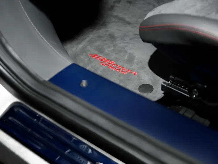 2020 Ferrari 488 Pista Spider - Image 25 of 31