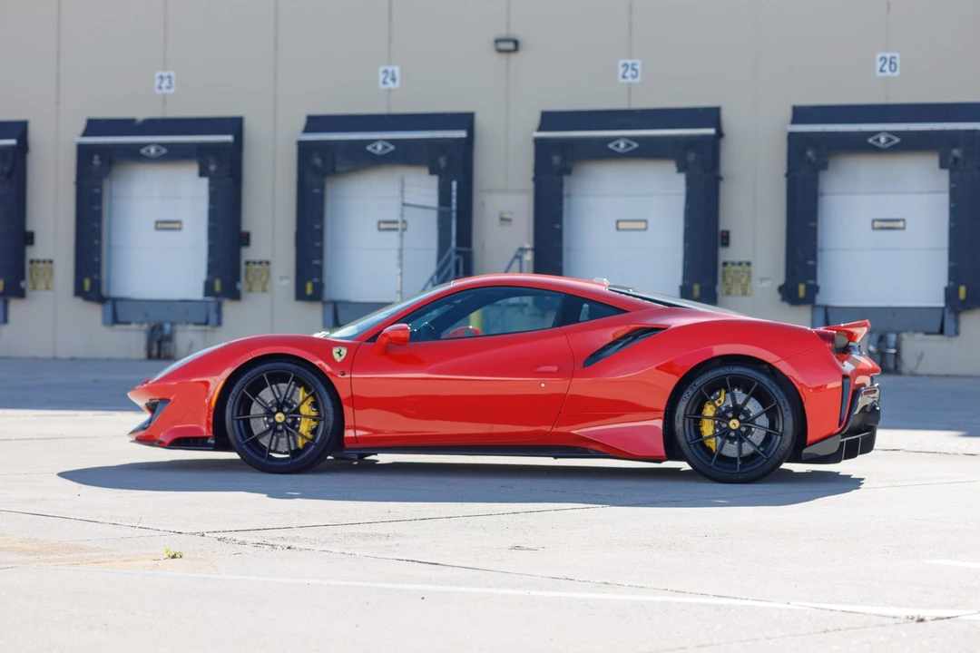 2020 Ferrari 488 Pista - Image 10 of 12