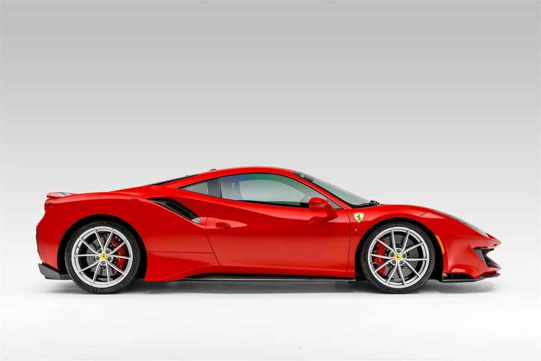 2020 Ferrari 488 Pista - Image 11 of 31