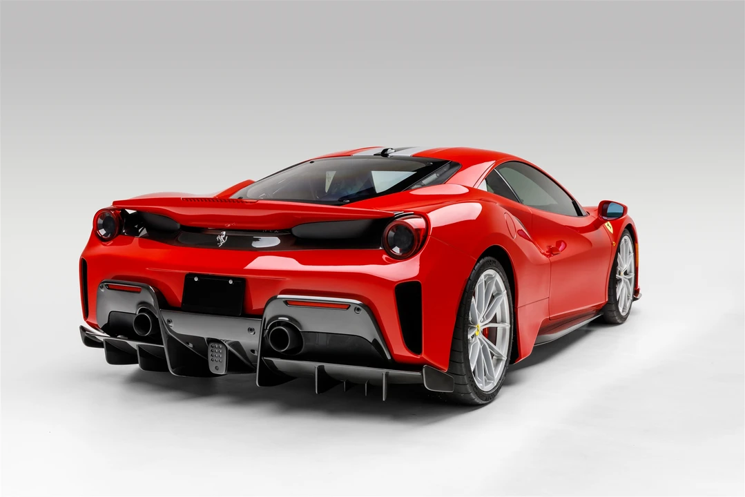 2020 Ferrari 488 Pista - Image 14 of 31