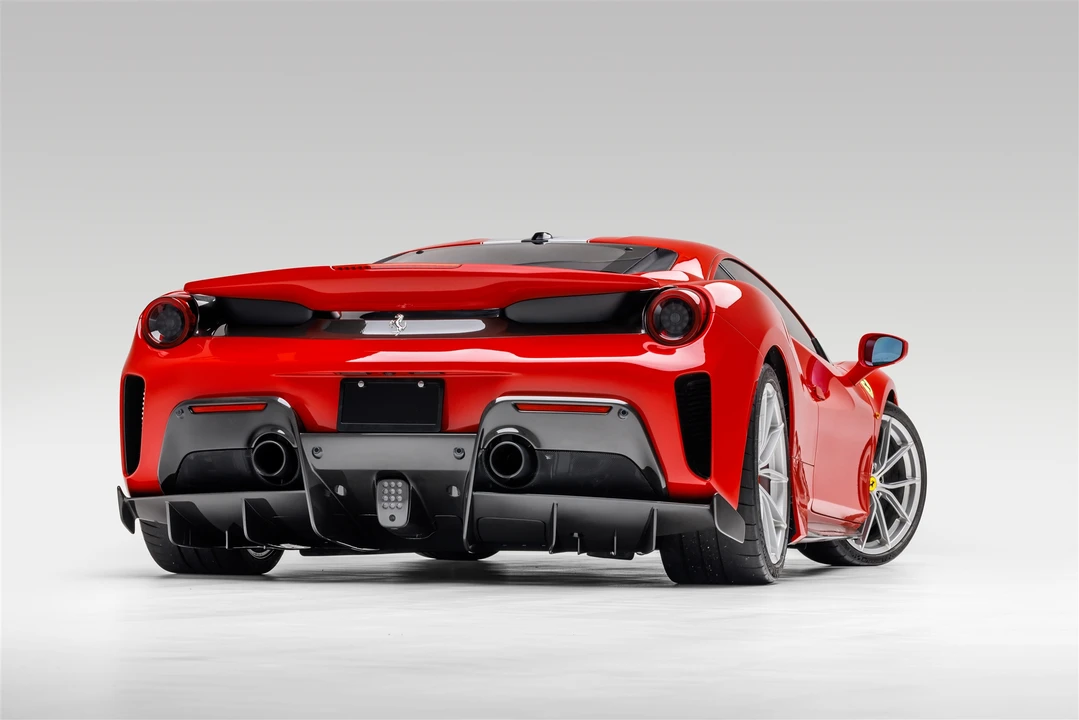 2020 Ferrari 488 Pista - Image 17 of 31