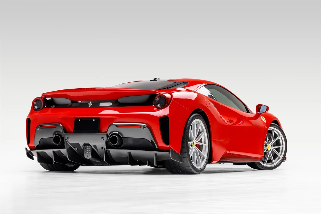 2020 Ferrari 488 Pista - Image 16 of 31