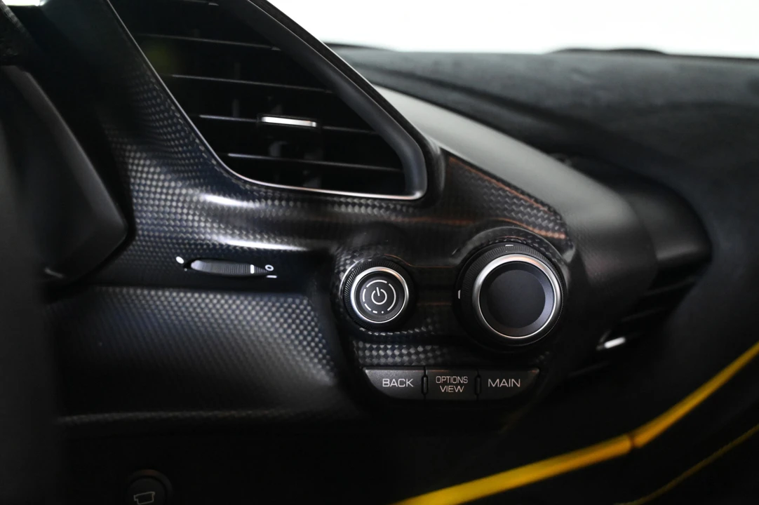 2020 Ferrari 488 Pista - Image 24 of 31