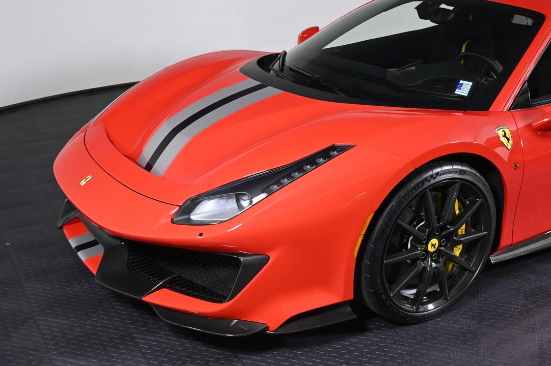 2020 Ferrari 488 Pista - Image 30 of 31