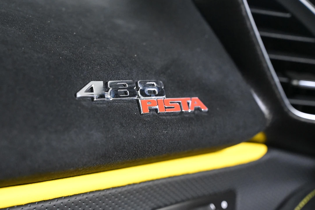 2020 Ferrari 488 Pista - Image 19 of 31