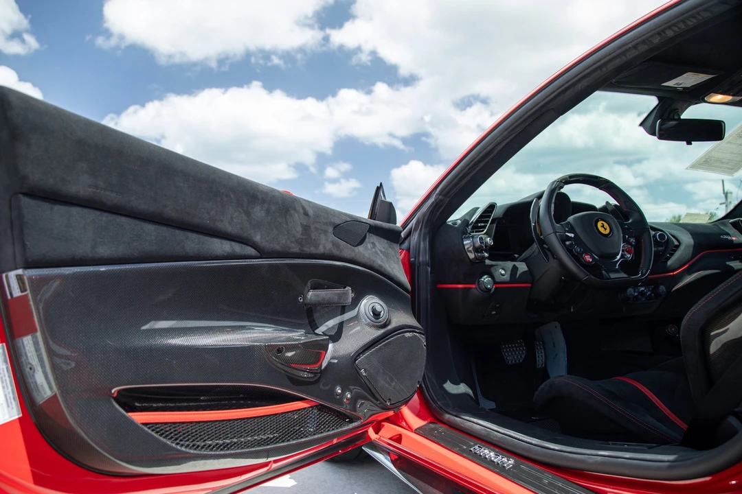 2020 Ferrari 488 Pista - Image 26 of 31