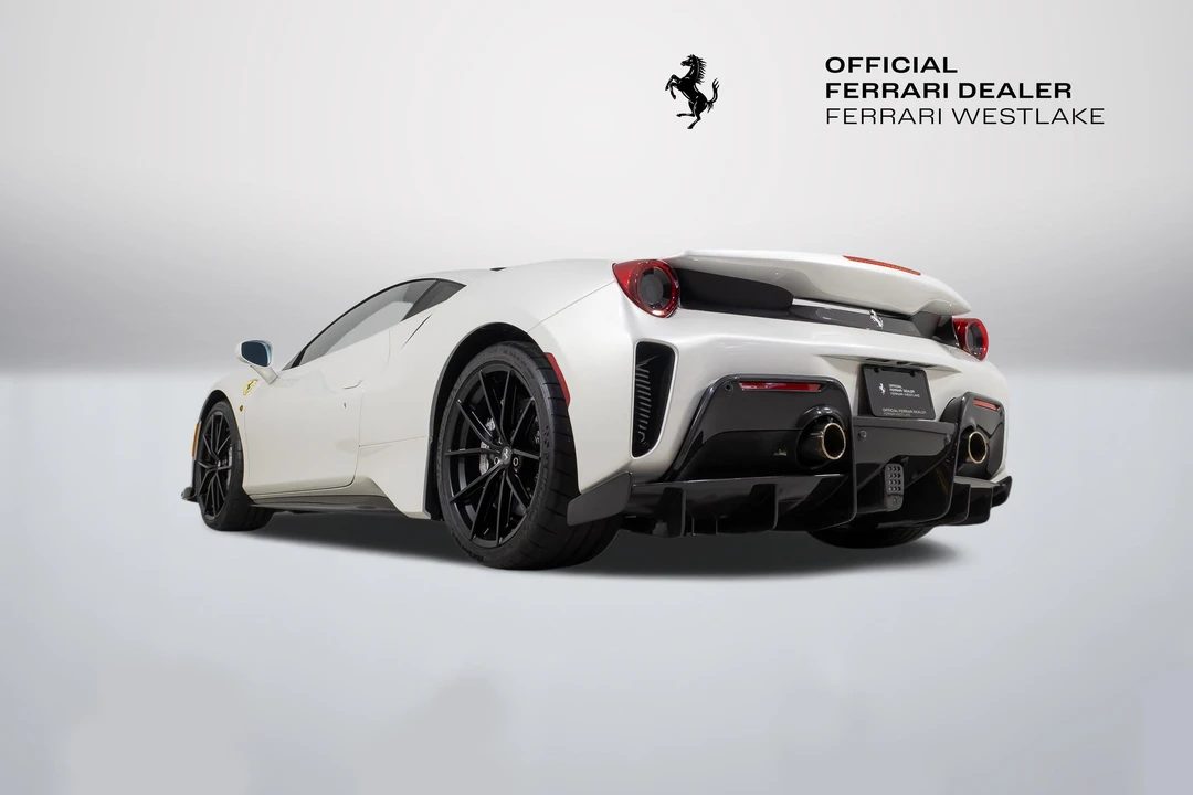 2020 Ferrari 488 Pista - Image 16 of 31