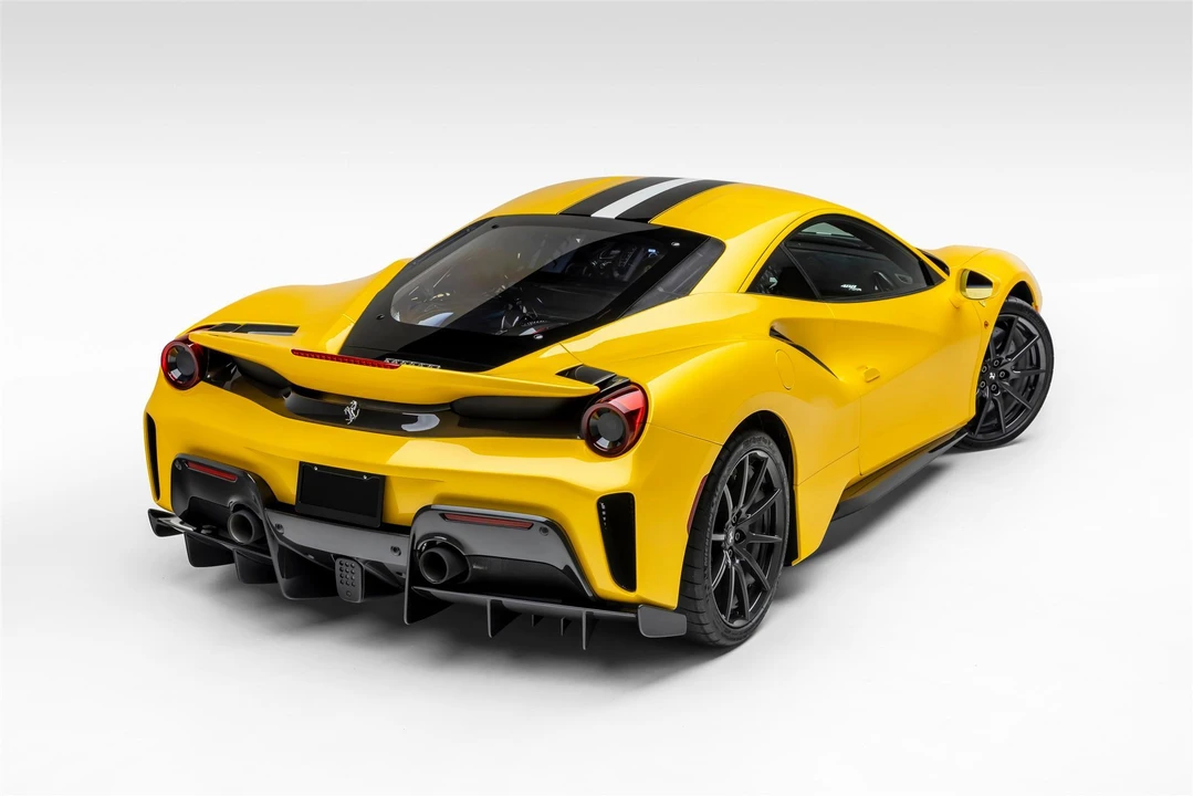 2020 Ferrari 488 Pista - Image 10 of 31