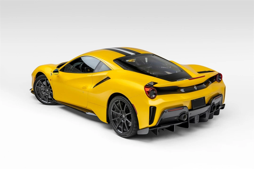 2020 Ferrari 488 Pista - Image 6 of 31