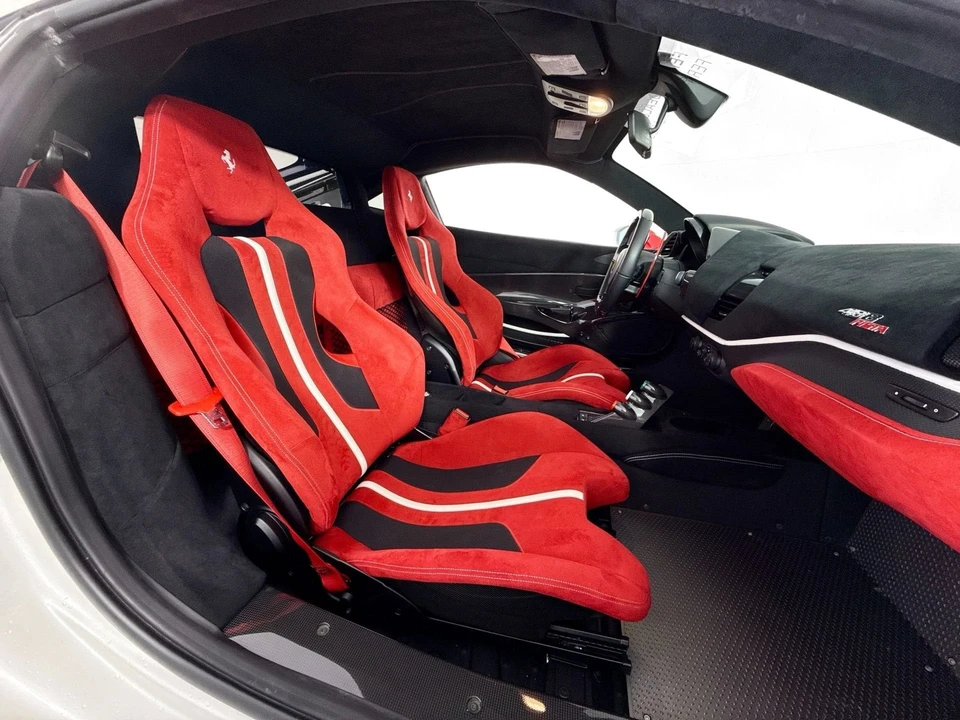 2020 Ferrari 488 Pista - Image 21 of 29