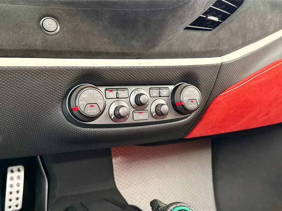 2020 Ferrari 488 Pista - Image 12 of 29