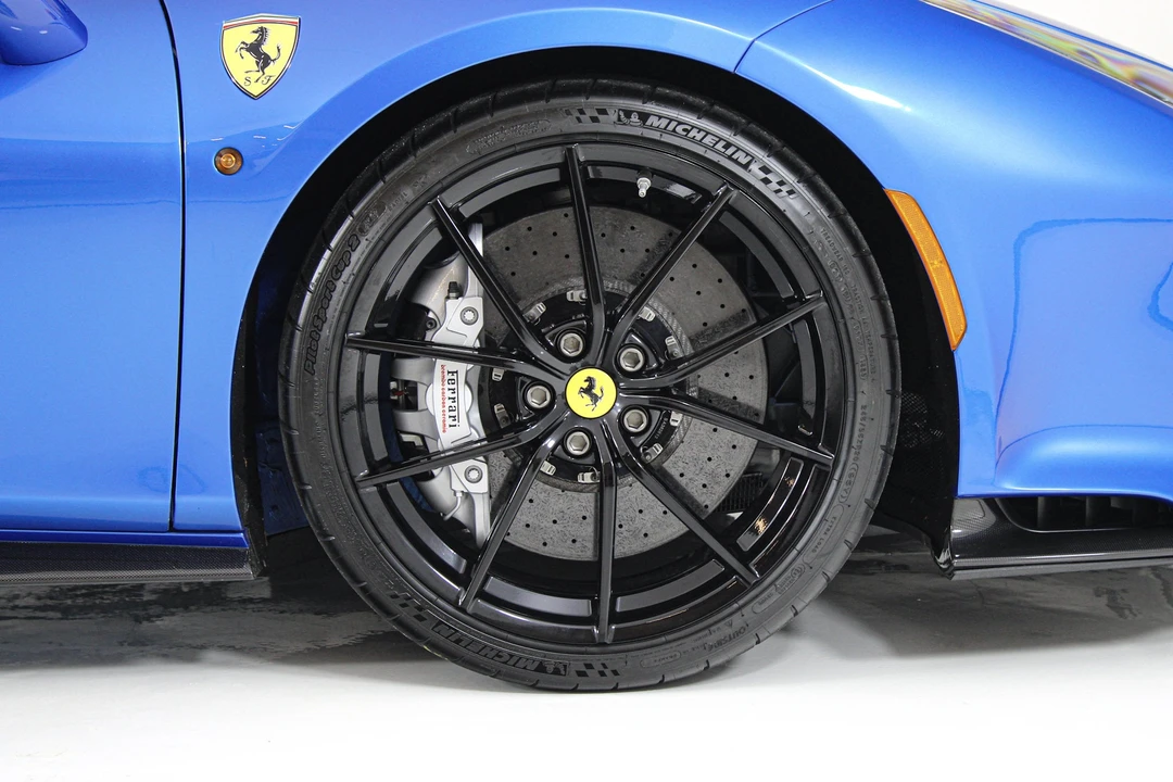 2020 Ferrari 488 Pista - Image 16 of 31