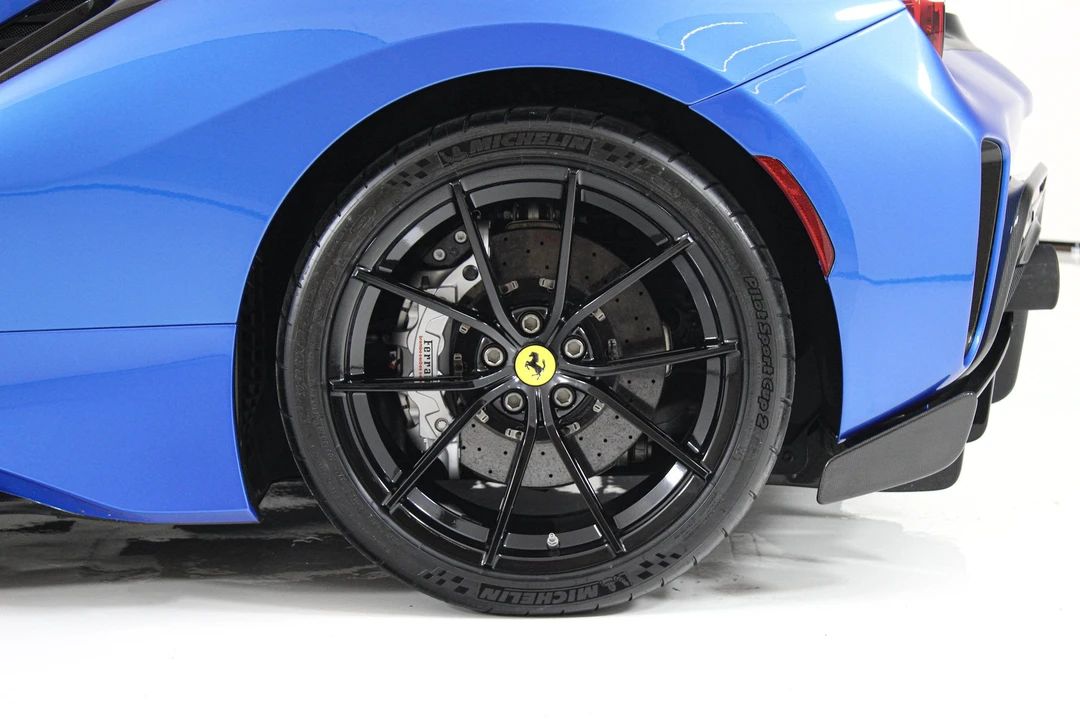 2020 Ferrari 488 Pista - Image 14 of 31