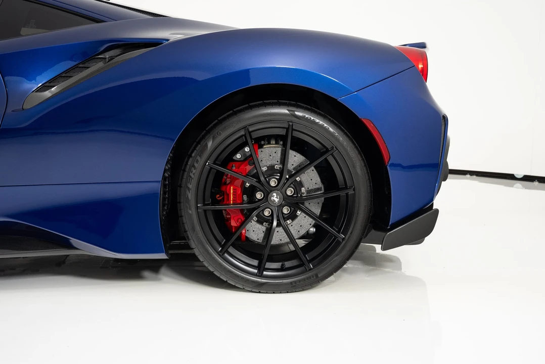 2020 Ferrari 488 Pista - Image 18 of 31