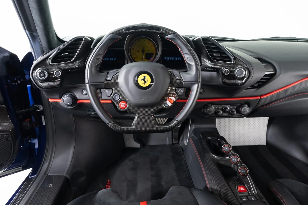 2020 Ferrari 488 Pista - Image 27 of 31
