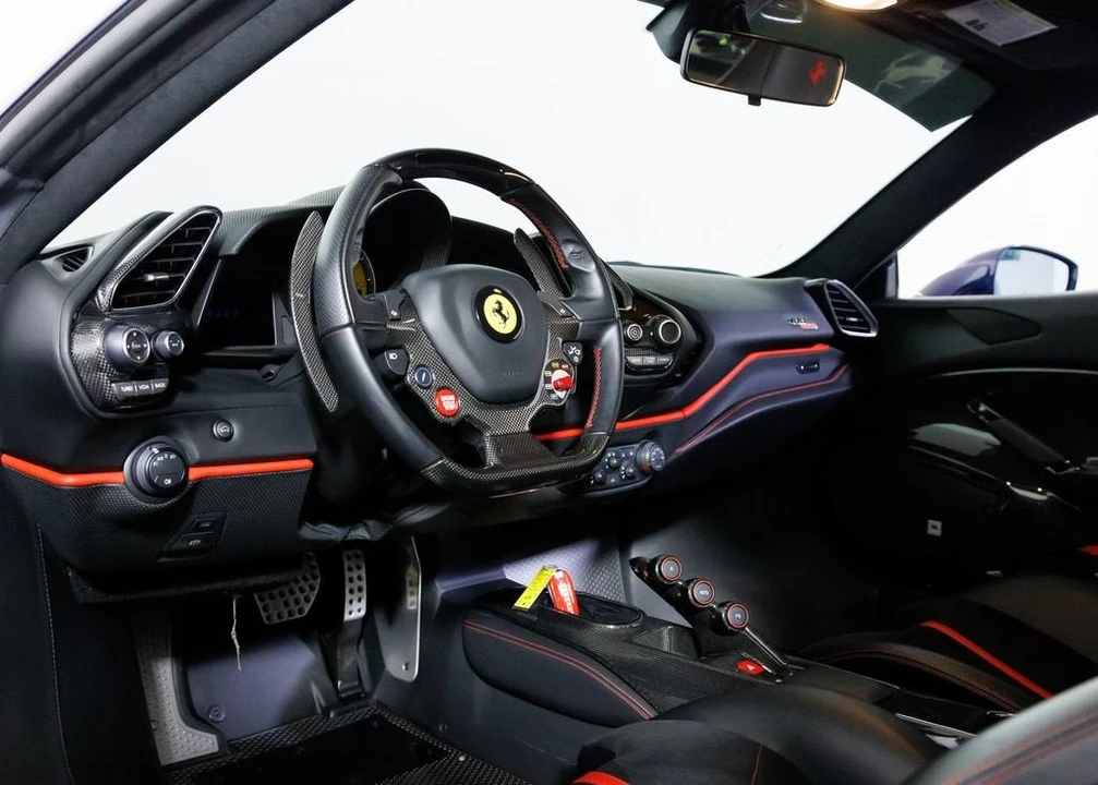 2020 Ferrari 488 Pista - Image 14 of 31