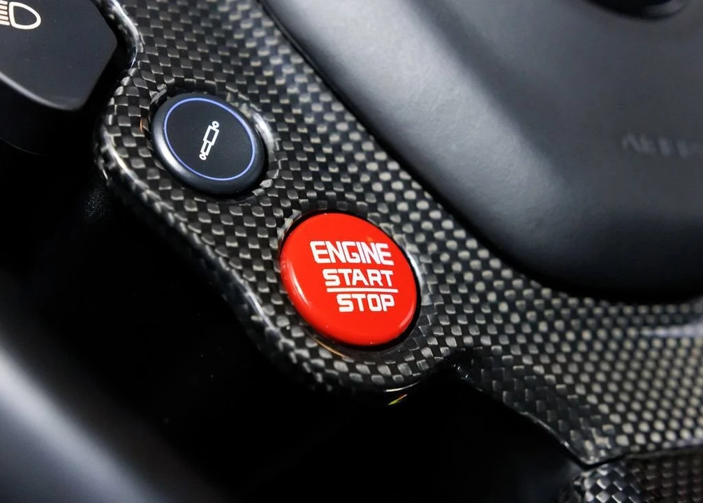 2020 Ferrari 488 Pista - Image 22 of 31