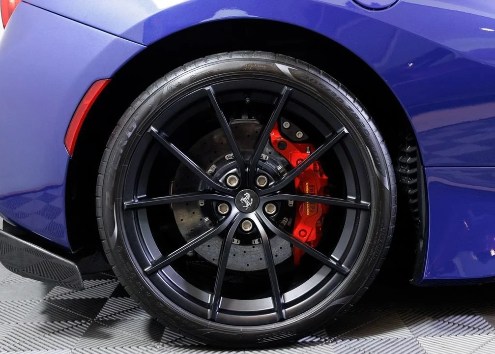2020 Ferrari 488 Pista - Image 7 of 31